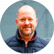 Das Bild zeigt Christopher Koch - den Inhaber.